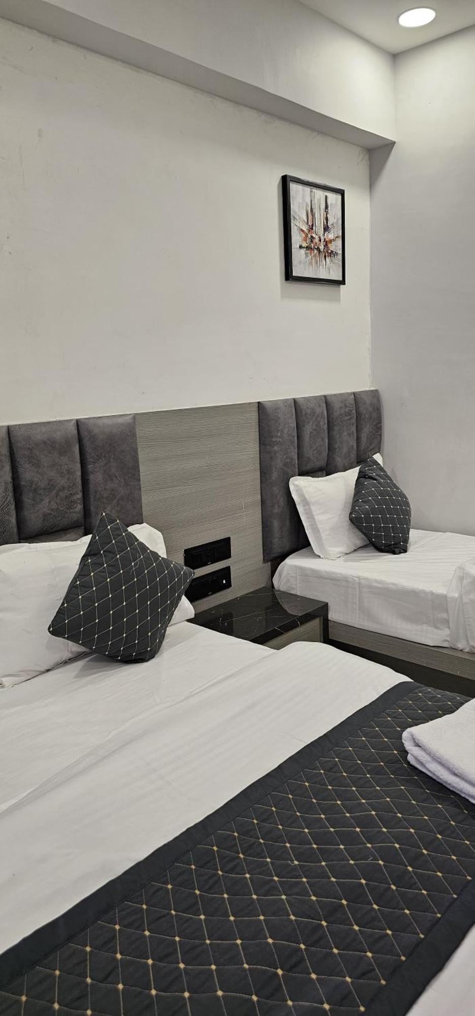 Hotel Allen 아흐메다바드 외부 사진